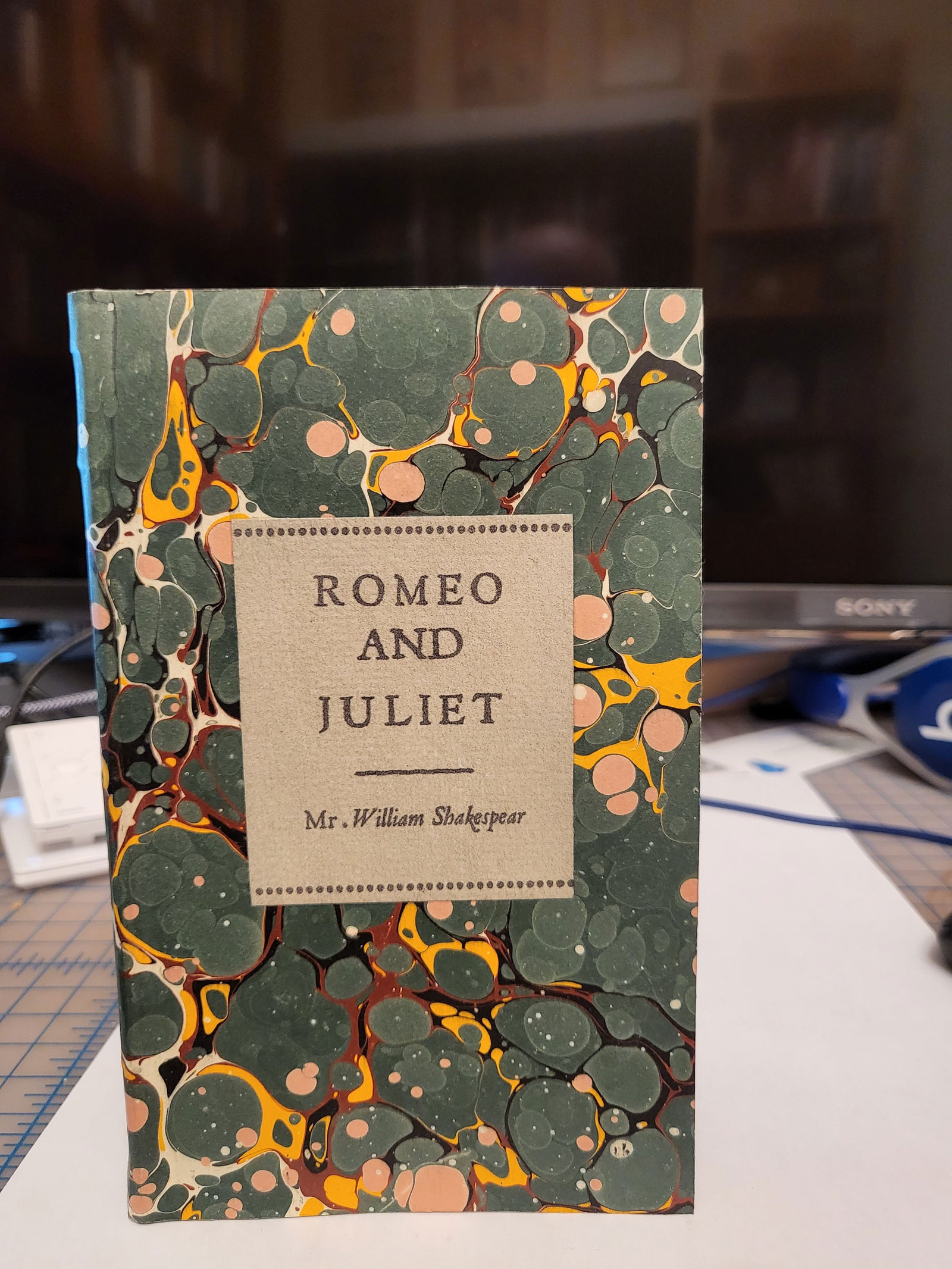 1445900 1734 Shakespeare.  Romeo and Juliet.  Octavo.